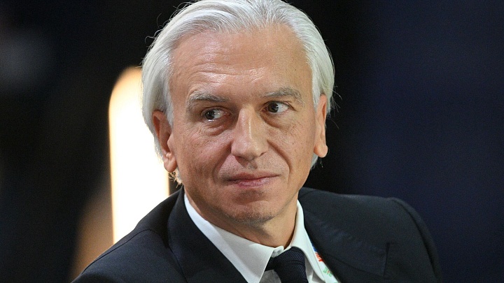 Цены на нефть могут снизиться, но ненадолго, заявил глава "Газпром нефти"