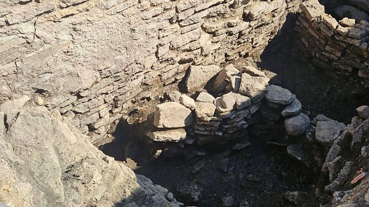 В Старой Ладоге нашли каменную кладку эпохи князя Олега Вещего