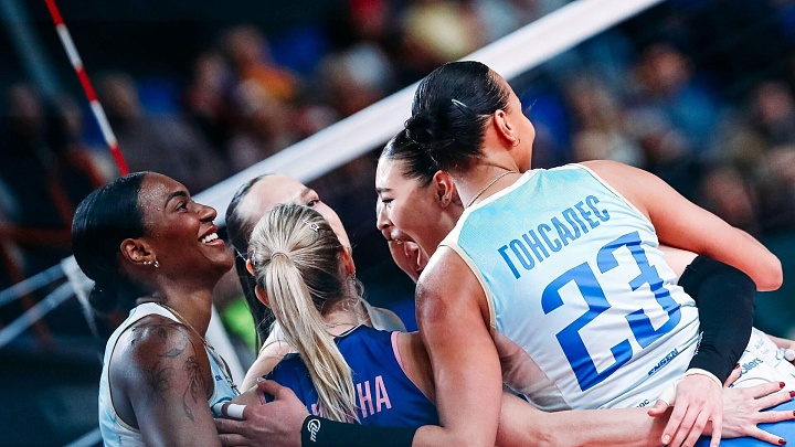 Волейболистки казанского "Динамо" в четвертый раз взяли Суперкубок России