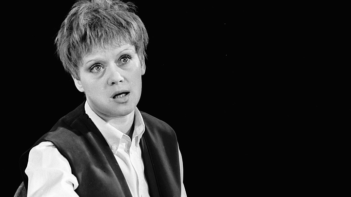 Путин поздравил Алису Фрейндлих с 90-летием